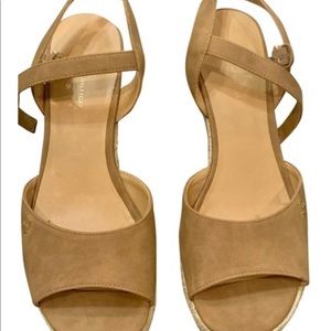 Tommy Hilfiger espadrilles in beige, size 8.